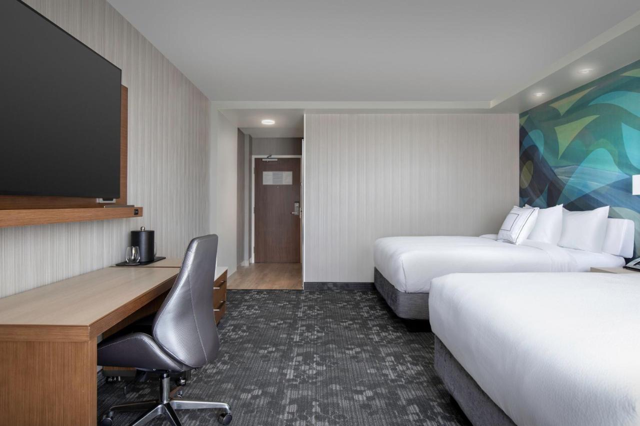 Courtyard By Marriott Nanaimo Hotel Buitenkant foto